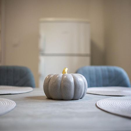 Nitra Castle Suite - Modern Elegance & Serenity Eksteriør billede