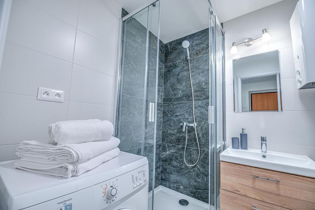 Nitra Castle Suite - Modern Elegance & Serenity Eksteriør billede