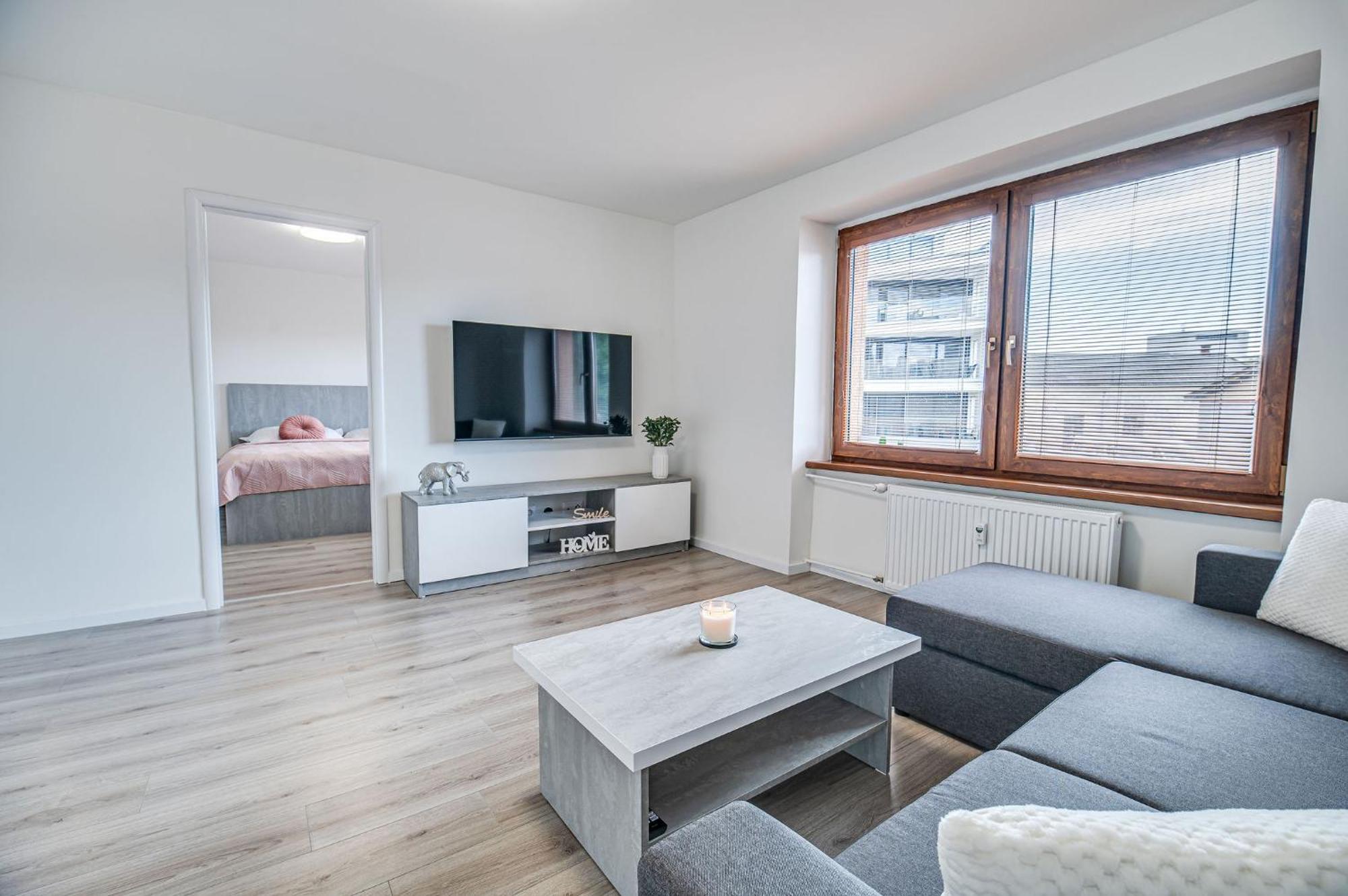 Nitra Castle Suite - Modern Elegance & Serenity Eksteriør billede